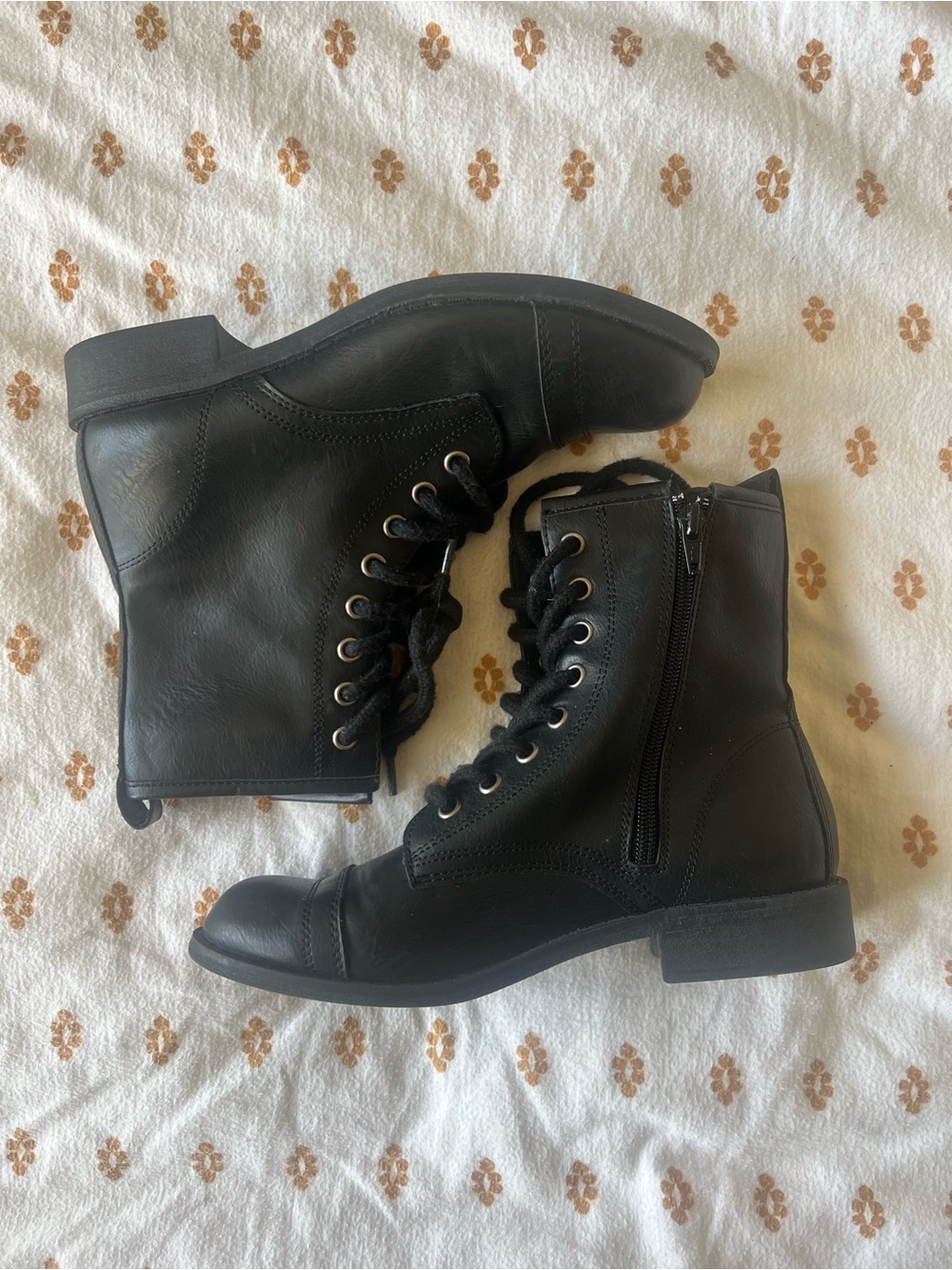SO Black Lace-Up Ankle Combat Boots